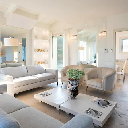 Villa Bianca 10, Emma