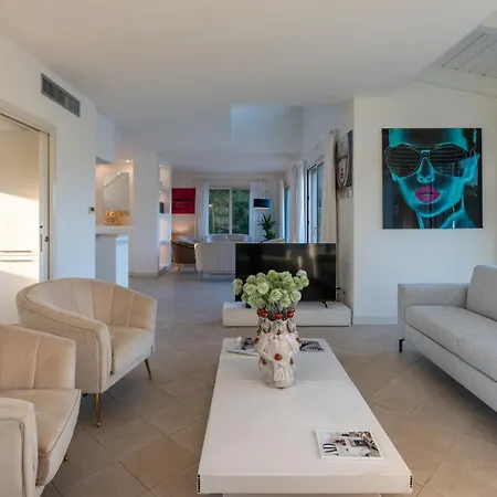 Bianca 10, Emma Villa Misano Adriatico