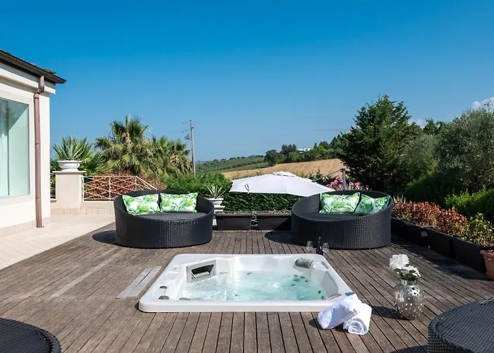 Bianca 10, Emma Villa Misano Adriatico