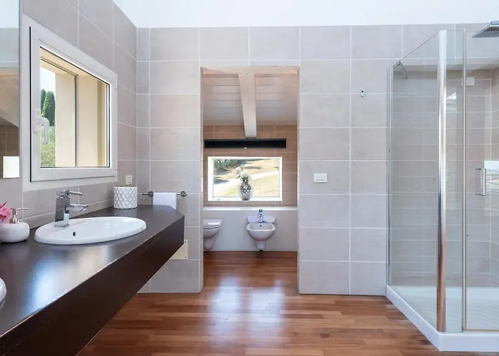 Bianca 10, Emma Villa Misano Adriatico