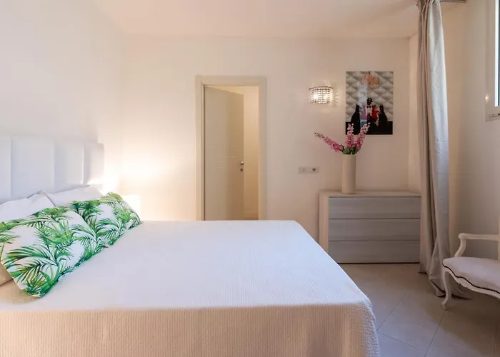 Bianca 10, Emma Villa